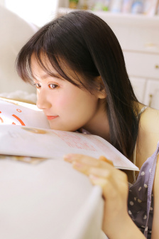 我召唤了魅魔老婆第1集在哪找